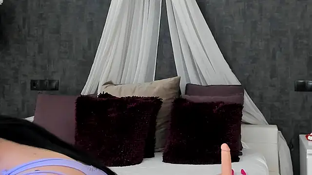 miss sophieX online show from 01-22-25, 04:44