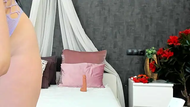 miss sophieX online show from 02-24-25, 04:27