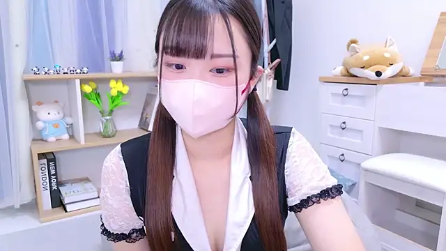 Snapshot of MAIKA_pyon chatting on 12-08-24, 11:03 MAIKA pyon online show from 12-08-24, 11:03