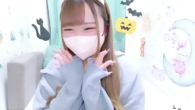 Snapshot of MAIKA_pyon chatting on 11-01-25, 11:12 MAIKA pyon online show from 11-01-25, 11:12