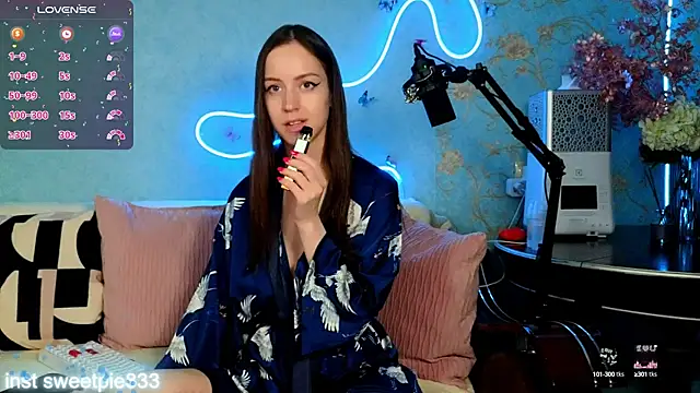 Snapshot of Anal_Girl_ chatting on 01-06-25, 06:52 Anal Girl  online show from 01-06-25, 06:52