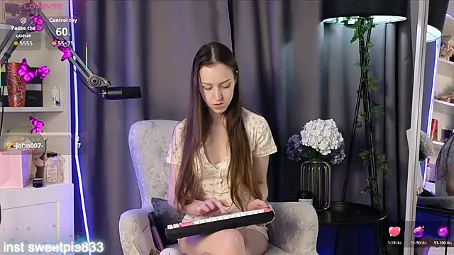 Snapshot of Anal_Girl_ chatting on 05-11-26, 07:00 Anal Girl online show from 05-11-26, 07:00