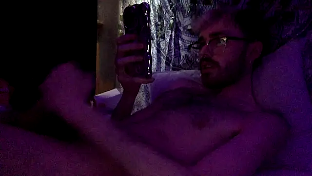 Snapshot of hairynhorny992 chatting on 02-18-25, 02:59 hairynhorny992 online show from 02-18-25, 02:59