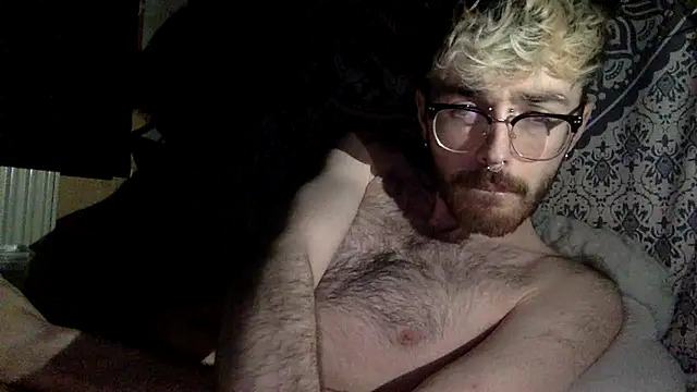 Snapshot of hairynhorny992 chatting on 02-27-25, 03:14 hairynhorny992 online show from 02-27-25, 03:14