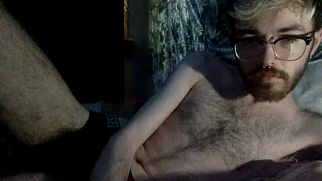 Snapshot of hairynhorny992 chatting on 03-16-25, 07:59 hairynhorny992 online show from 03-16-25, 07:59