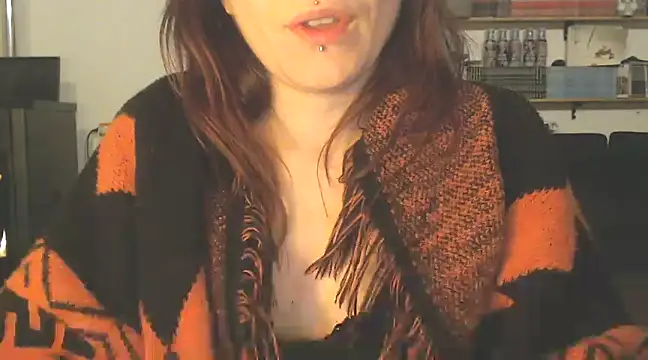 Snapshot of complicata_mente chatting on 12-25-24, 09:11 complicata mente online show from 12-25-24, 09:11