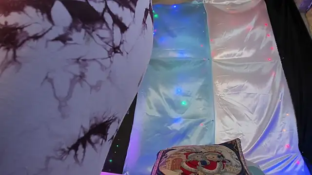 DeisyHarper online show from 12-21-24, 02:04