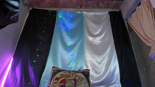 DeisyHarper online show from 03-20-25, 05:04