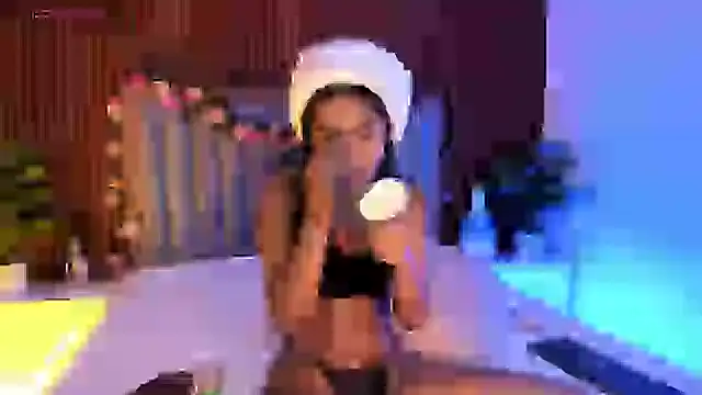 Lucy Frazier online show from 12-27-24, 12:01