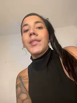 Snapshot of AndyFire69 chatting on 02-22-25, 10:52 AndyFire69 online show from 02-22-25, 10:52