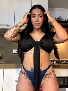 Snapshot of AndyFire69 chatting on 09-14-25, 12:21 AndyFire69 online show from 09-14-25, 12:21