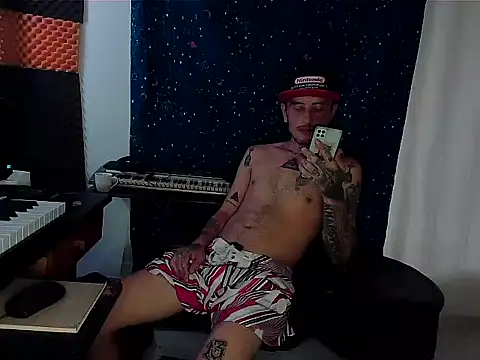 patrik tattoo  online show from 01-28-25, 11:17