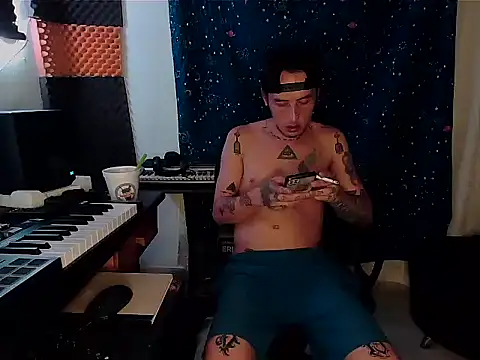 patrik tattoo  online show from 02-16-25, 10:10