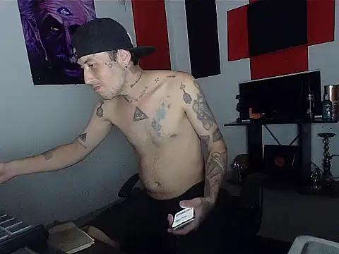 patrik tattoo  online show from 04-21-26, 12:12