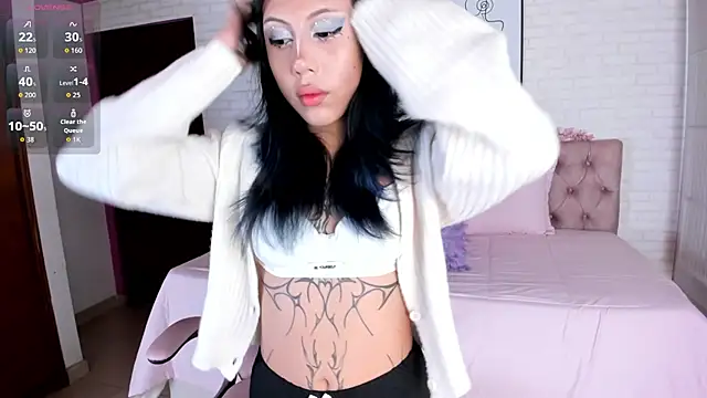 Snapshot of Kitty_Pam chatting on 10-01-25, 07:53 Kitty Pam online show from 10-01-25, 07:53