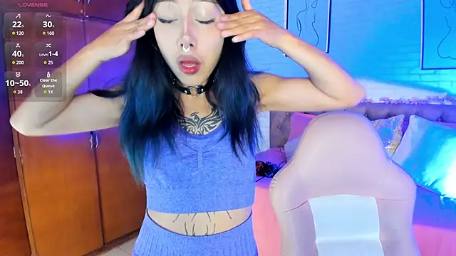 Snapshot of Kitty_Pam chatting on 11-17-25, 08:47 Kitty Pam online show from 11-17-25, 08:47