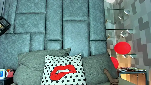 Corina Taylor  online show from 02-28-25, 12:31