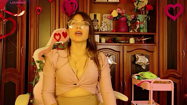 Jade Zephyra online show from 02-16-26, 08:16