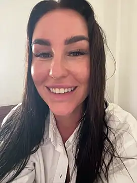 Snapshot of Ellieprincess chatting on 02-07-25, 01:47 Ellieprincess online show from 02-07-25, 01:47