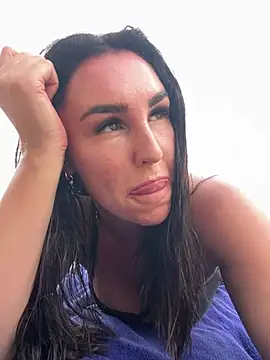 Snapshot of Ellieprincess chatting on 03-06-25, 05:57 Ellieprincess online show from 03-06-25, 05:57