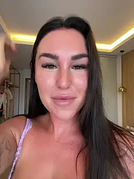 Snapshot of Ellieprincess chatting on 03-07-25, 11:49 Ellieprincess online show from 03-07-25, 11:49