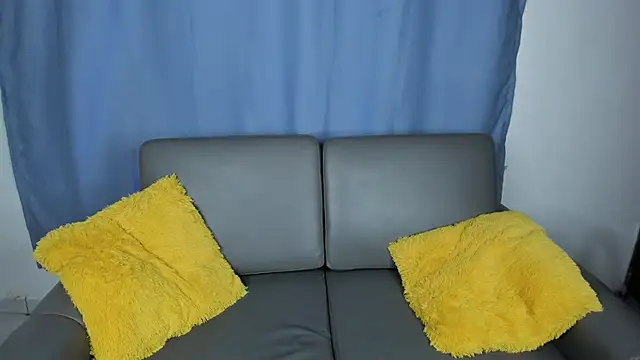 Snapshot of zulema_parvin chatting on 01-10-25, 02:45 zulema parvin online show from 01-10-25, 02:45