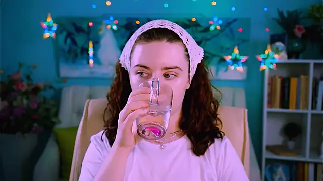 AnnTerry  online show from 09-17-25, 08:38