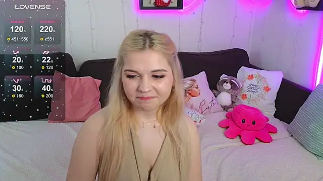 Snapshot of Kate_Legend chatting on 02-27-25, 05:24 Kate Legend online show from 02-27-25, 05:24