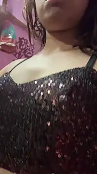 Snapshot of Miss-Kamini chatting on 02-16-25, 04:42 Miss-Kamini online show from 02-16-25, 04:42