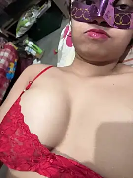 Snapshot of Miss-Kamini chatting on 02-22-25, 10:29 Miss-Kamini online show from 02-22-25, 10:29