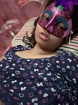 Snapshot of Miss-Kamini chatting on 02-27-25, 12:54 Miss-Kamini online show from 02-27-25, 12:54