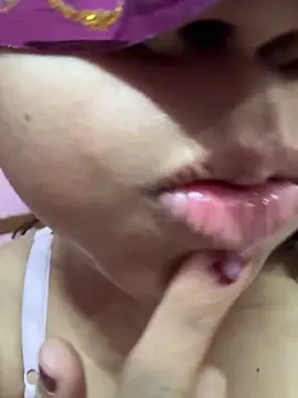 Snapshot of Miss-Kamini chatting on 02-27-25, 05:34 Miss-Kamini online show from 02-27-25, 05:34