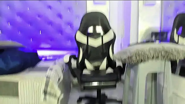 JuanDiegoKing online show from 02-21-25, 01:55