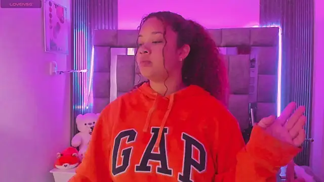 zulyjones online show from 04-16-26, 01:01