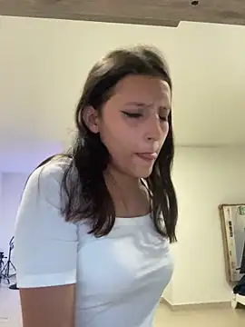 EmySofia online show from 12-20-24, 10:22