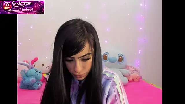 Snapshot of tamy_ian chatting on 05-13-26, 06:11 tamy ian online show from 05-13-26, 06:11