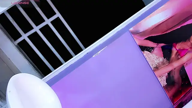 thifanny black online show from 10-09-25, 06:11