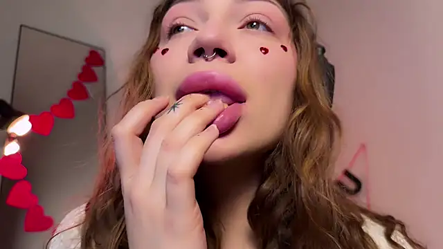 PaulaPratt online show from 02-14-25, 04:15