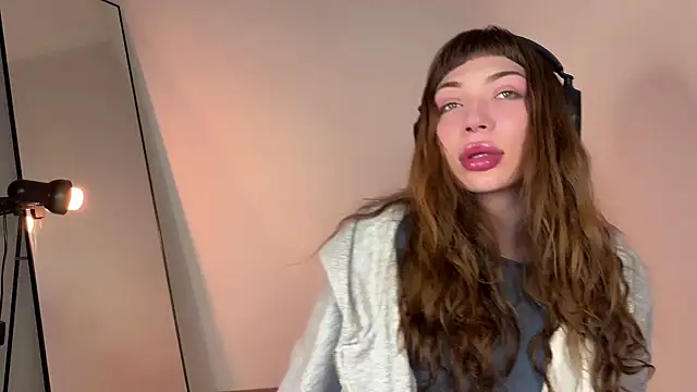 PaulaPratt online show from 03-12-25, 04:30