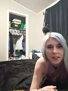 firecouple687 online show from 05-12-26, 07:11