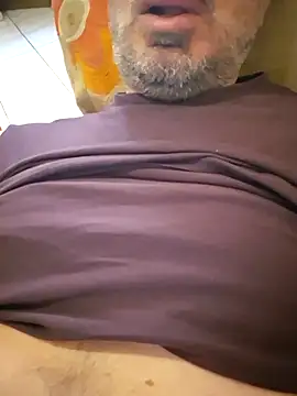 1talianBeutifulCock online show from 04-10-26, 11:59