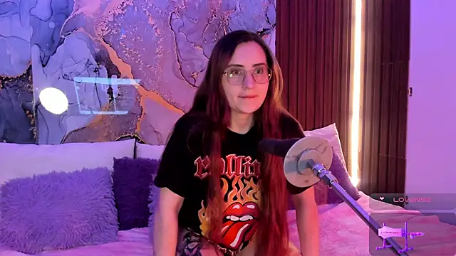 centaurigirl online show from 11-09-25, 02:54