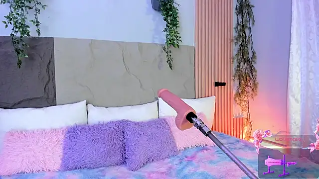 centaurigirl online show from 04-15-26, 10:32