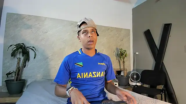 Snapshot of ada-brooke chatting on 02-19-25, 09:58 ada-brooke online show from 02-19-25, 09:58