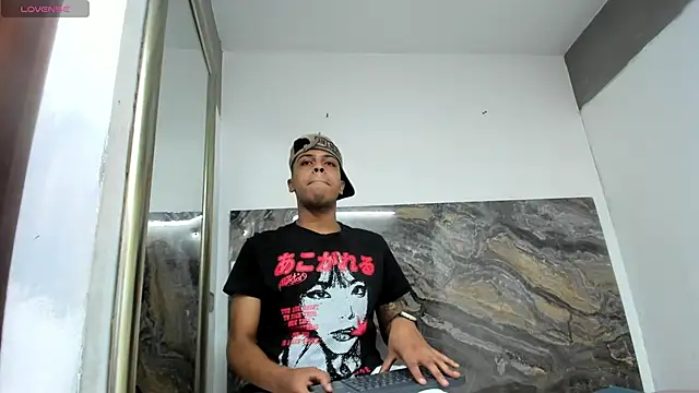 Snapshot of ada-brooke chatting on 09-19-25, 11:33 ada-brooke online show from 09-19-25, 11:33