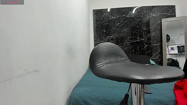 Snapshot of ada-brooke chatting on 10-17-25, 11:24 ada-brooke online show from 10-17-25, 11:24