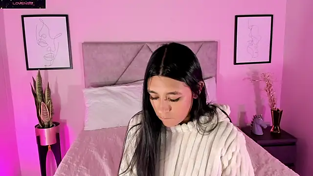 Emilyh  online show from 12-02-25, 10:31