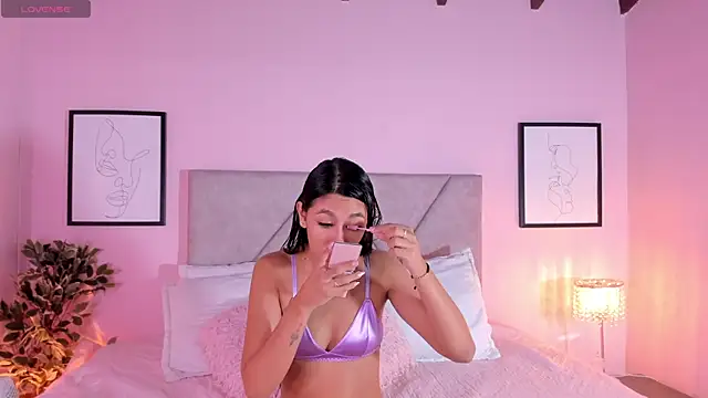 Emilyh  online show from 02-20-26, 11:32