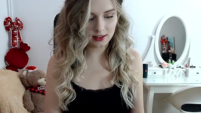  sweettreat online show from 12-14-24, 01:06