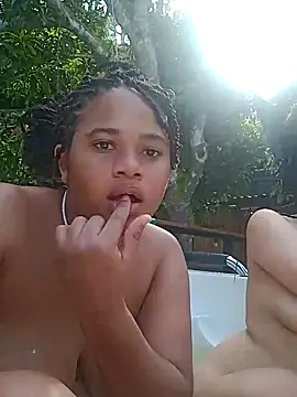 Snapshot of DANIELA_MICHEL chatting on 12-17-24, 01:49 DANIELA MICHEL online show from 12-17-24, 01:49